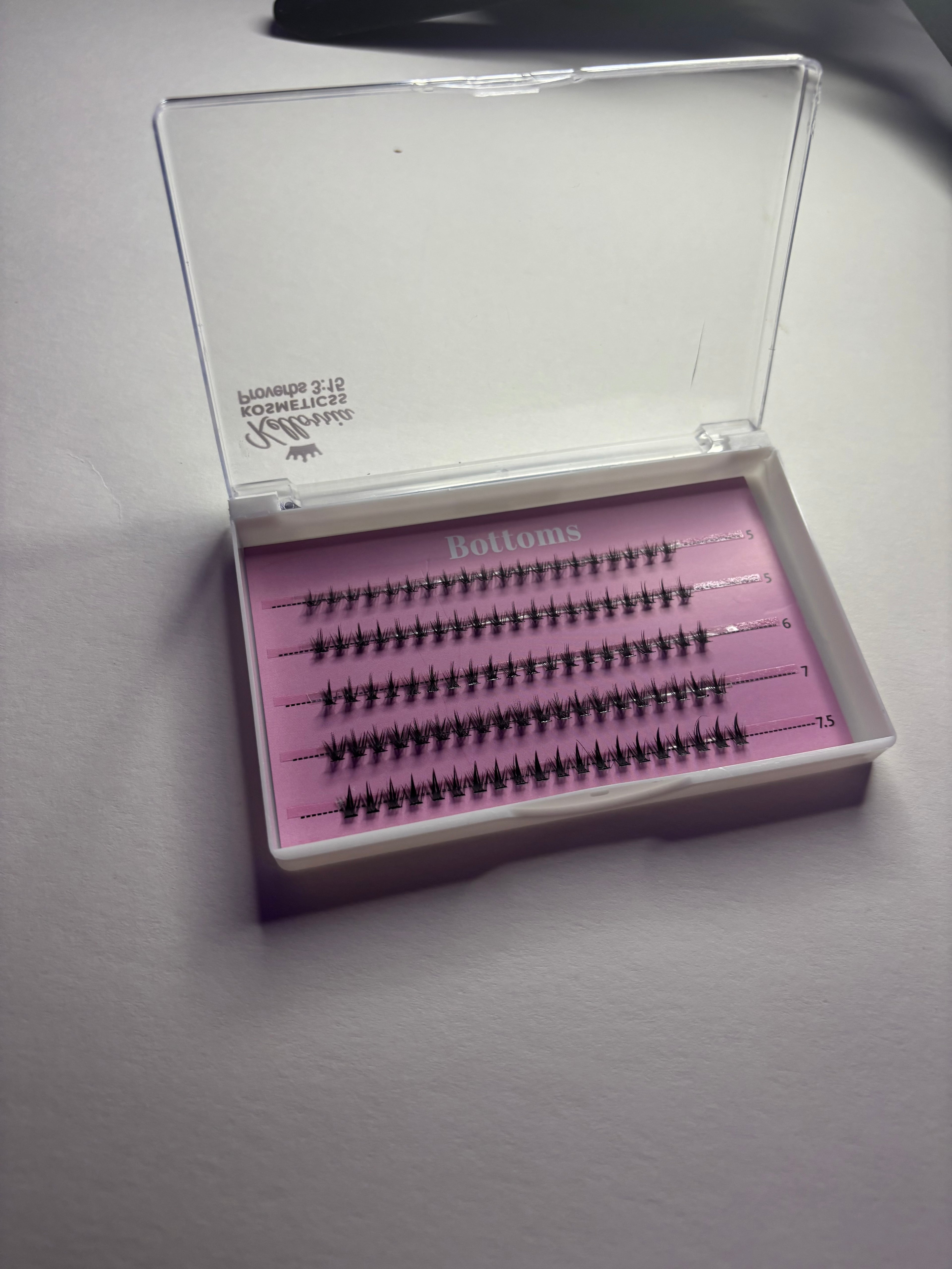 Bottom lashes